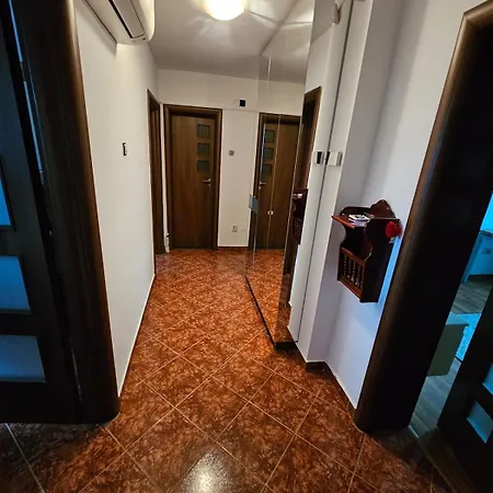 Colibri Apartment *
